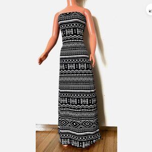 Long black-white dress for My Size Barbie Doll 36". Stretchy polyester. 001